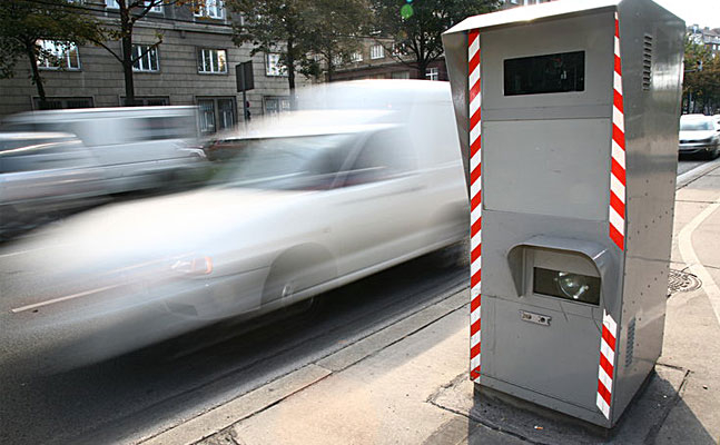Neue Radarboxen mit geringer Messtoleranz zur Abzocke der Autofahrer
